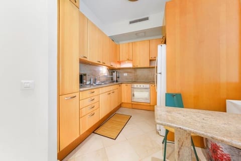 Condo, 2 Bedrooms | Private kitchen