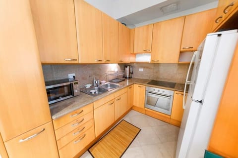 Condo, 2 Bedrooms | Private kitchen