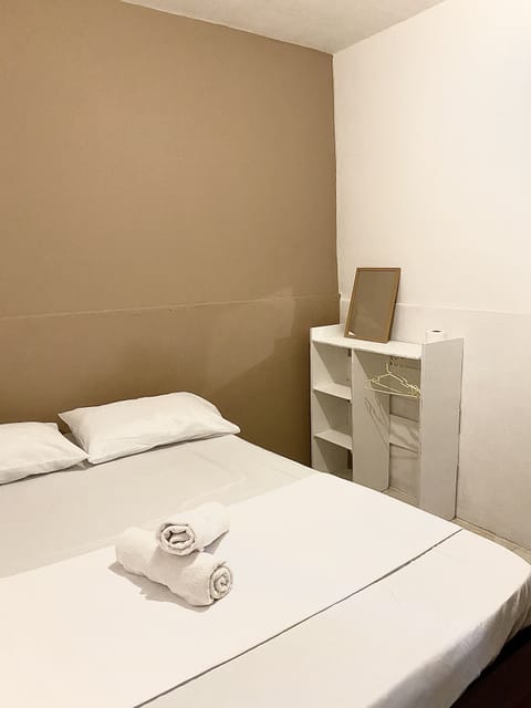 Basic Double Room, 1 Queen Bed, Non Smoking, Garden View | Soundproofing, free WiFi, bed sheets