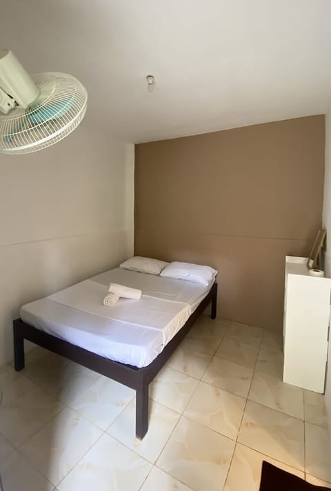Basic Double Room, 1 Queen Bed, Non Smoking, Garden View | Soundproofing, free WiFi, bed sheets