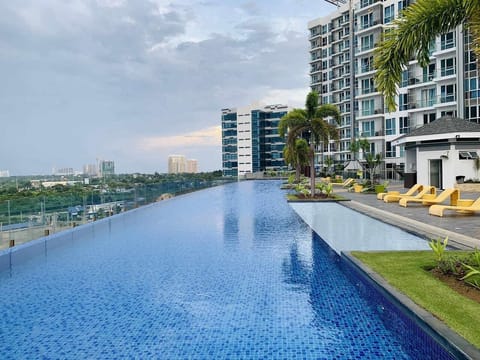 Family Condo, 2 Bedrooms, Pool Access, Sea View | Private pool
