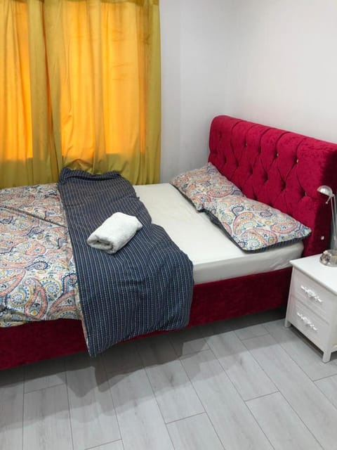 House | 2 bedrooms, iron/ironing board, free WiFi, bed sheets