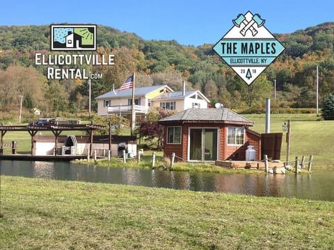 Charming waterside views and vibrant autumn hues await your getaway!