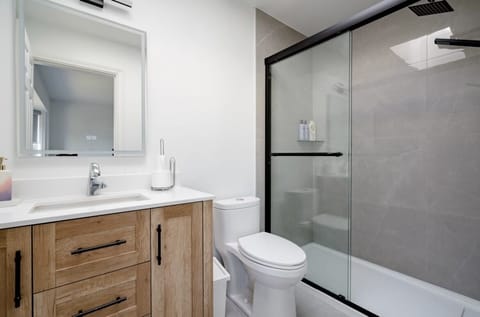 Comfort Room | Bathroom | Shower, rainfall showerhead, hair dryer, bidet