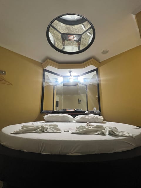 Executive Room | Free WiFi, bed sheets