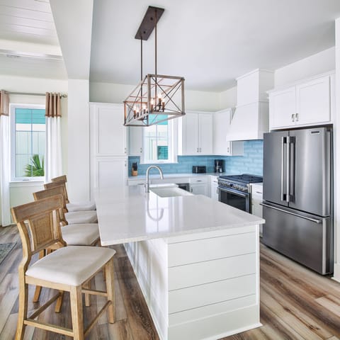 6 Bedroom Daydreamin' Waterside Retreat with Premium Gulf View | Private kitchen | Full-size fridge, microwave, oven, stovetop