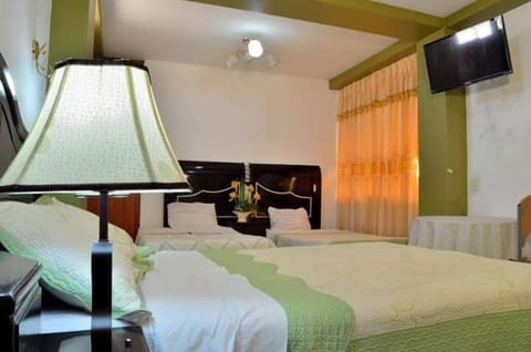 Traditional Quadruple Room | Free WiFi, bed sheets