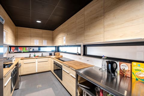 Shared fridge, microwave, oven, dishwasher