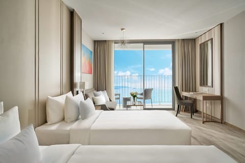 Executive Double or Twin Room, 1 King Bed, Balcony, Ocean View | Premium bedding, pillowtop beds, minibar, in-room safe