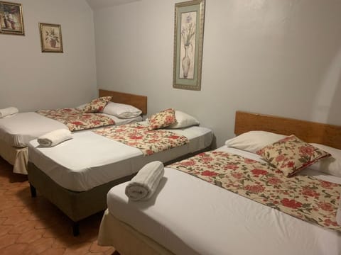 Exclusive Triple Room | Free WiFi