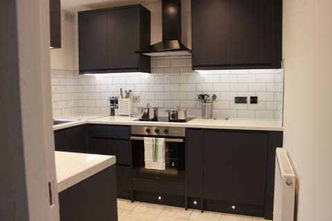 Apartment | Private kitchen | Fridge, microwave, oven, stovetop