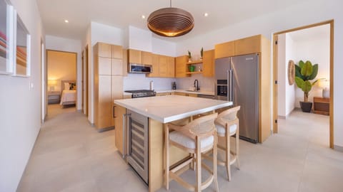 Premium Condo, 3 Bedrooms | Private kitchen | Eco-friendly cleaning products