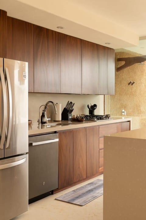 Fully equipped Kitchen with dishwasher