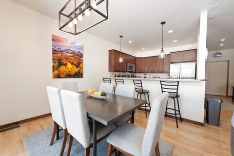 Dining space and full stocked kitchen