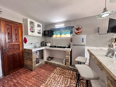 Comfort Apartment | Private kitchen | Lobster pot