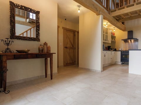 Entrance / Reception