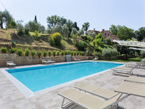 Holiday Home Swimming Pool