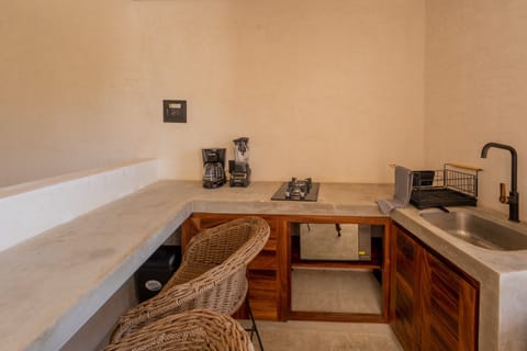 Deluxe Suite | Private kitchen | Microwave, stovetop, dishwasher, coffee/tea maker