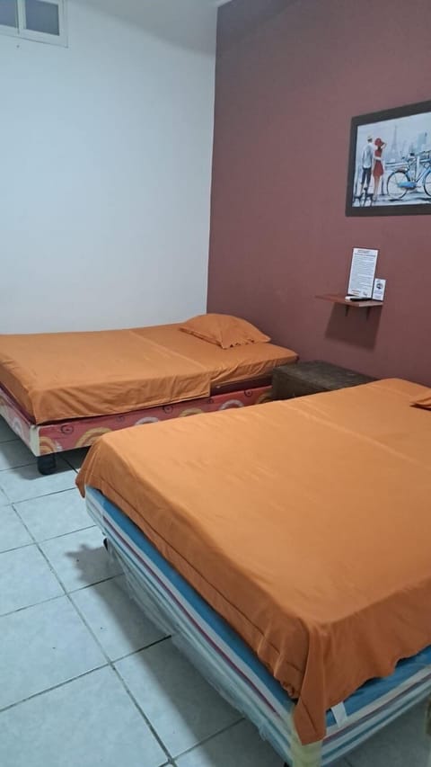 Economy Twin Room | Free WiFi, bed sheets