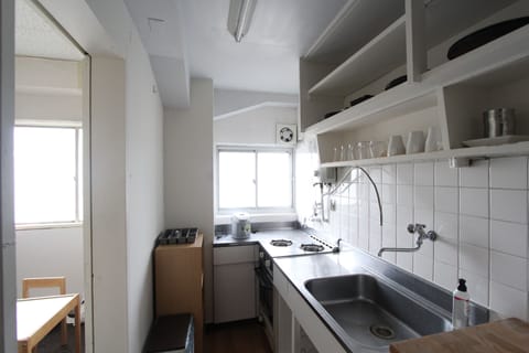 Deluxe Apartment, 2 Bedrooms, Accessible, Sea View | Private kitchen | Fridge, microwave, stovetop, toaster