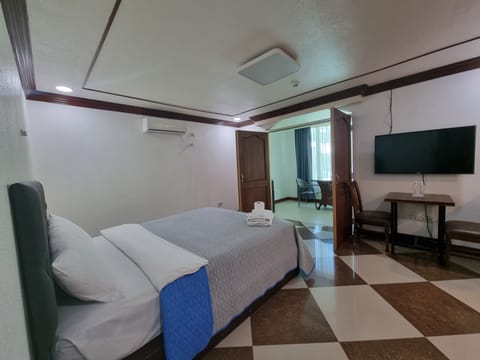 Superior Room | Desk, free WiFi, bed sheets