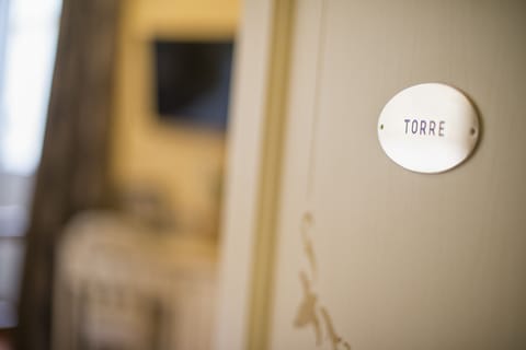 Premium bedding, free minibar, in-room safe, desk