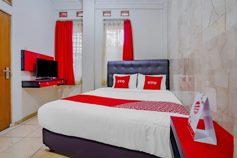 Deluxe Double Room | Free WiFi, bed sheets