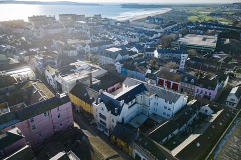 Cosy At The Mews - 2 Bedroom Apartment - Tenby (21425)