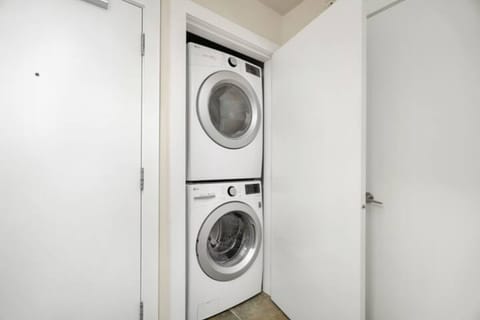 Comfort Apartment | Laundry