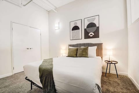 TWO CozySuites Apartment with Skybridge Access #1