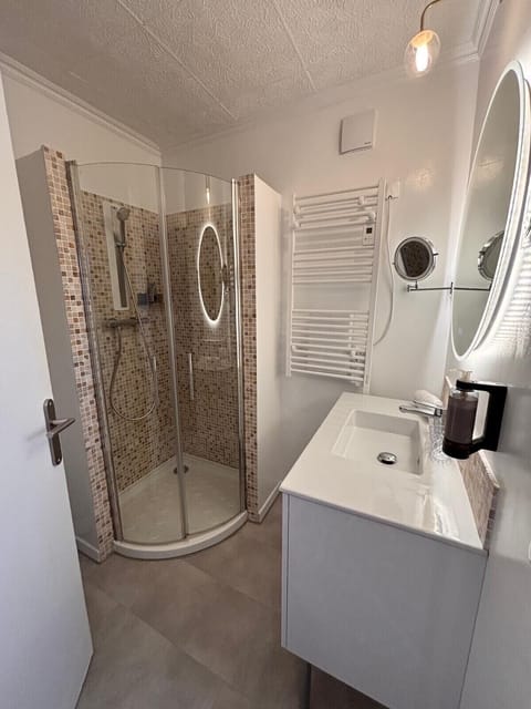 Classic Double Room | Minibar, desk, laptop workspace, free WiFi