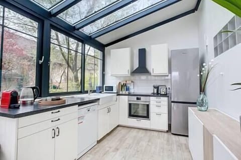 Bc6b1d7f dcce 4d5f aea4 a11eb1c05370