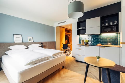 Down comforters, in-room safe, blackout drapes, soundproofing