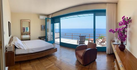 Family Suite | 2 bedrooms, down comforters, minibar, in-room safe