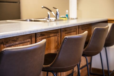 Lazy Dayz's fully equipped kitchen