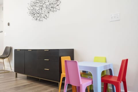 Let the littles have their own space to eat, color, and giggle—right next to the grown-ups’ table.