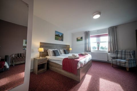 Superior Double Room | Soundproofing, free WiFi, bed sheets