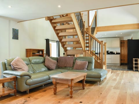 Living area | Slade Barn - Slade Farm, Brayford
