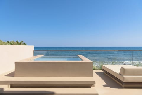 Exquisite plunge pool details with sea views.