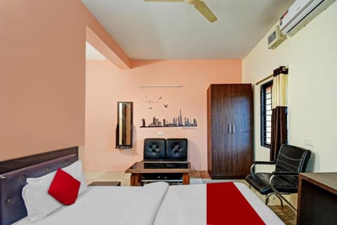 Deluxe Double Room | Desk, soundproofing, free WiFi, bed sheets