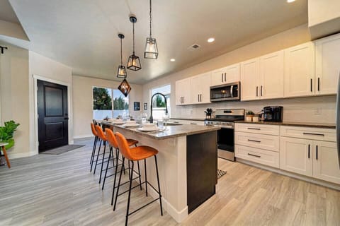 Modern spacious kitchen with breakfast bar seating