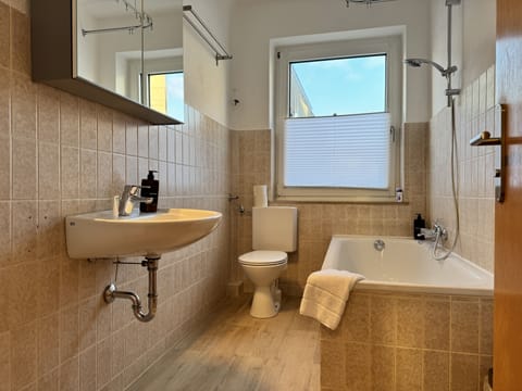 Condo | Bathroom | Shower, towels