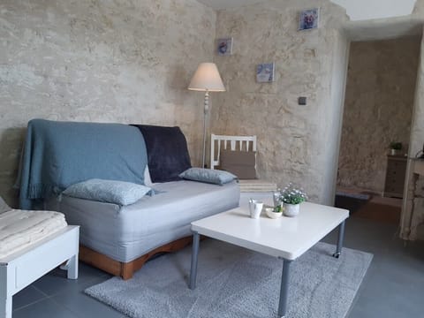 Superior Suite, Ensuite, Garden View (Charmante) | Premium bedding, individually decorated, individually furnished