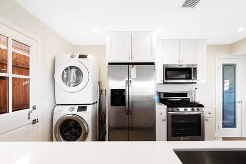 Well stocked Open Kitchen great for hosting dinners