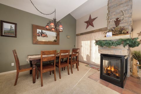 SWP Waterside E206 dining room