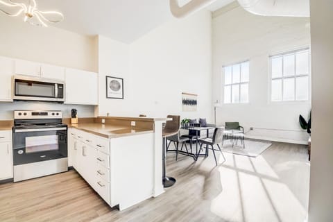 Fully equipped kitchen