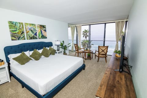 Panoramic Condo, 2 Bedrooms, Non Smoking, Ocean View | 1 bedroom, individually decorated, individually furnished