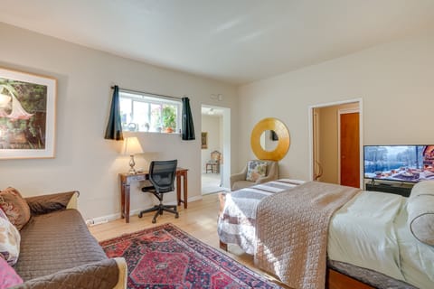 Oakland Vacation Rental | Studio | 1BA | 500 Sq Ft | Step-Free Entry
