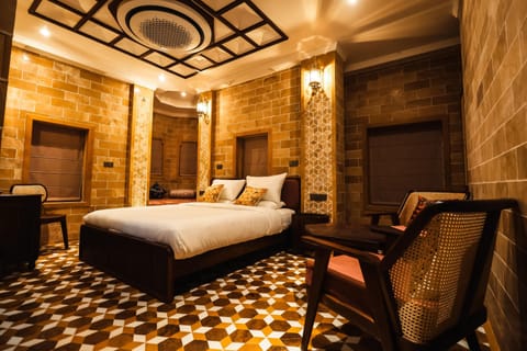 Heritage Fort View Suite | Minibar, laptop workspace, free WiFi, bed sheets