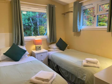 Chalet | 2 bedrooms, iron/ironing board, bed sheets